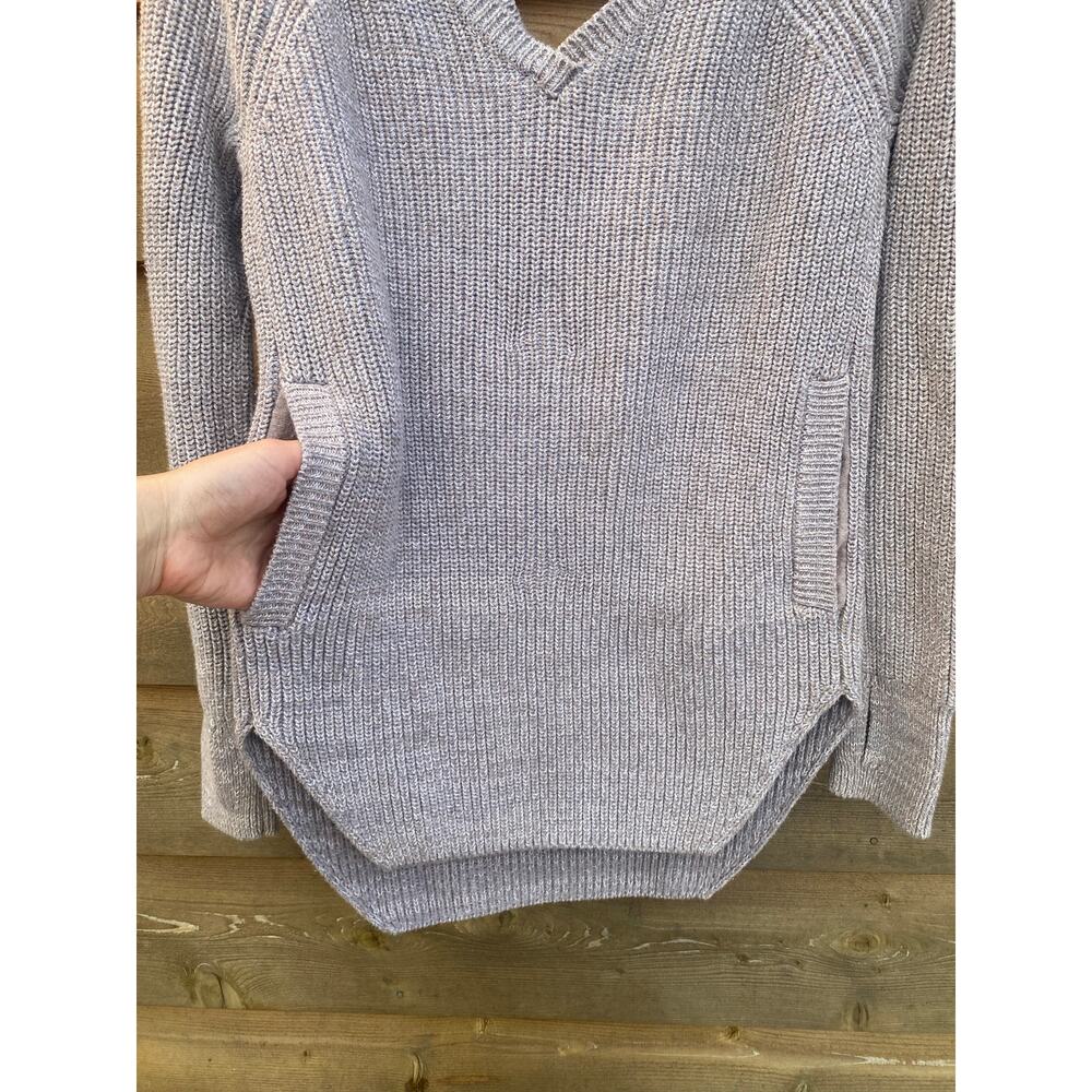 Victoria’s Secret gray v neck long sleeve sweater - Picture 5 of 9